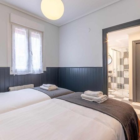 Apartamento Kuia Con Vistas Frontales A La Ria De Bilbao Cerca Del Metro Erandio Bagian luar foto