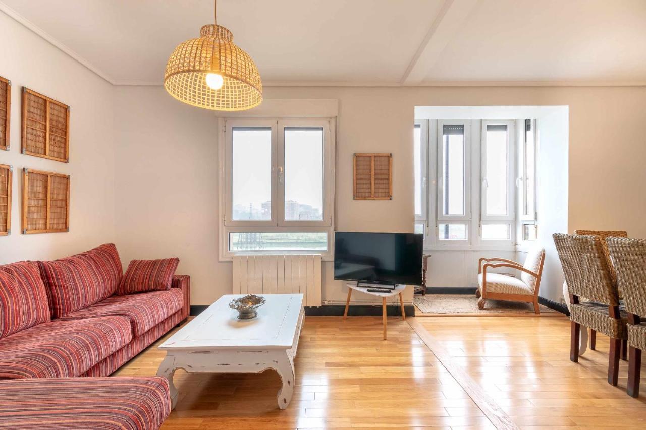 Apartamento Kuia Con Vistas Frontales A La Ria De Bilbao Cerca Del Metro Erandio Bagian luar foto